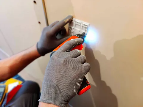 Электрик в Петергоф, Ломоносов, Стрельна и Ленинградской области